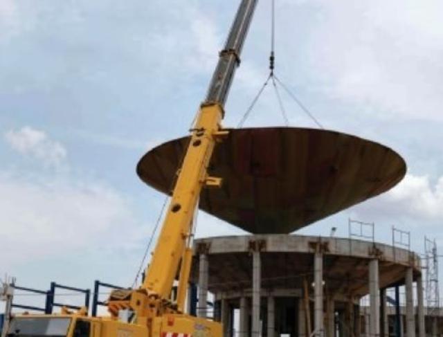 Soluções para transporte e elevação de cargas e pessoas para uso em obra